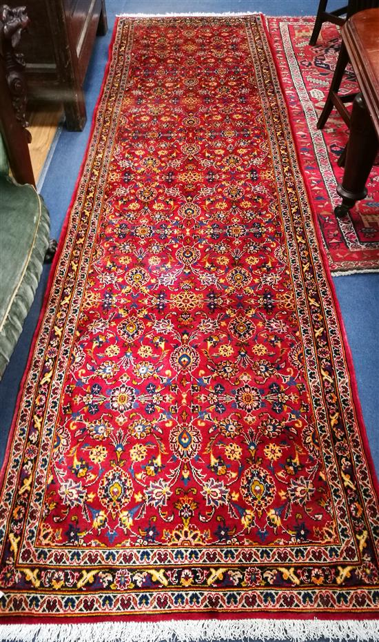 A Kashan rug 380 x 102cm